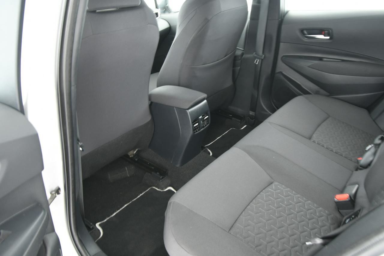 TOYOTA Corolla Touring Sports 1.8h Business cvt NEOPATENTATI+CAMERA+ACC