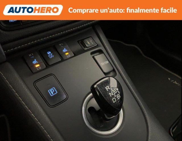 TOYOTA Auris Touring Sports 1.8 Hybrid Lounge