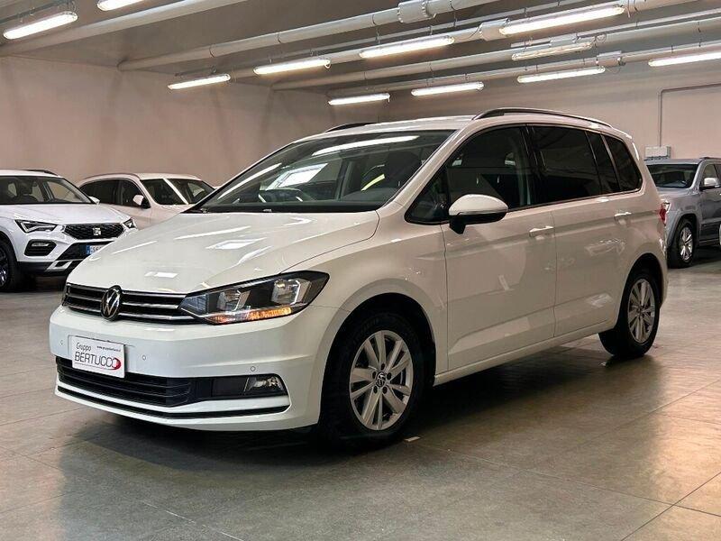 Volkswagen Touran 2.0 TDI 150 CV SCR DSG Business BlueMotion Technology