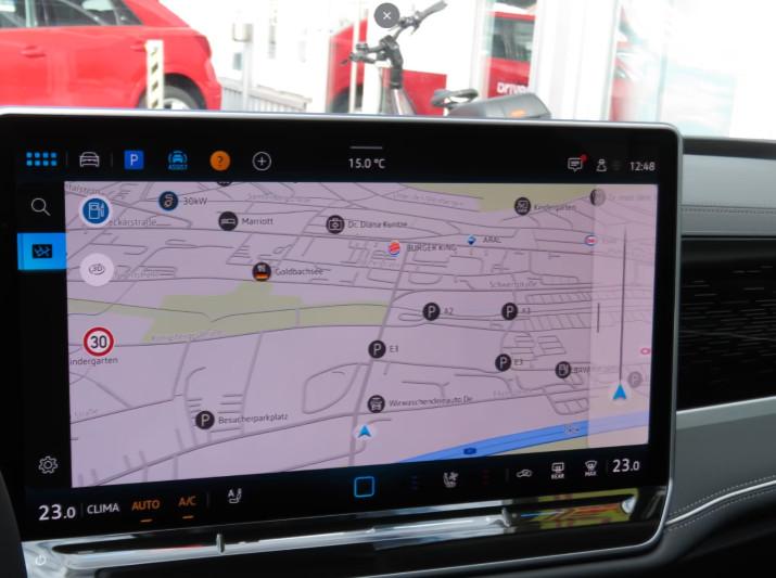 Volkswagen Passat Variant ELEGANCE 1.5 ETSI 110KW