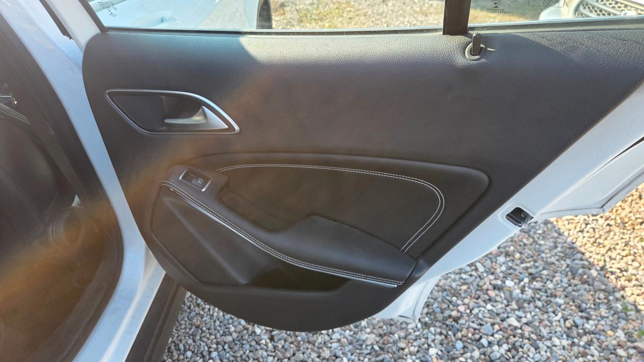 Mercedes-benz GLA 180 Premium unico proprietario