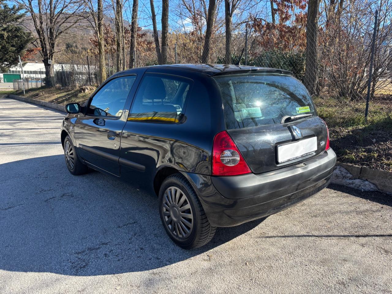 Renault Clio 1.4 16V 3p Luxe NEOPATENTATI