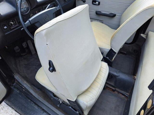 Volkswagen MAGGIOLONE CABRIO KARMANN 1303 - ASI-