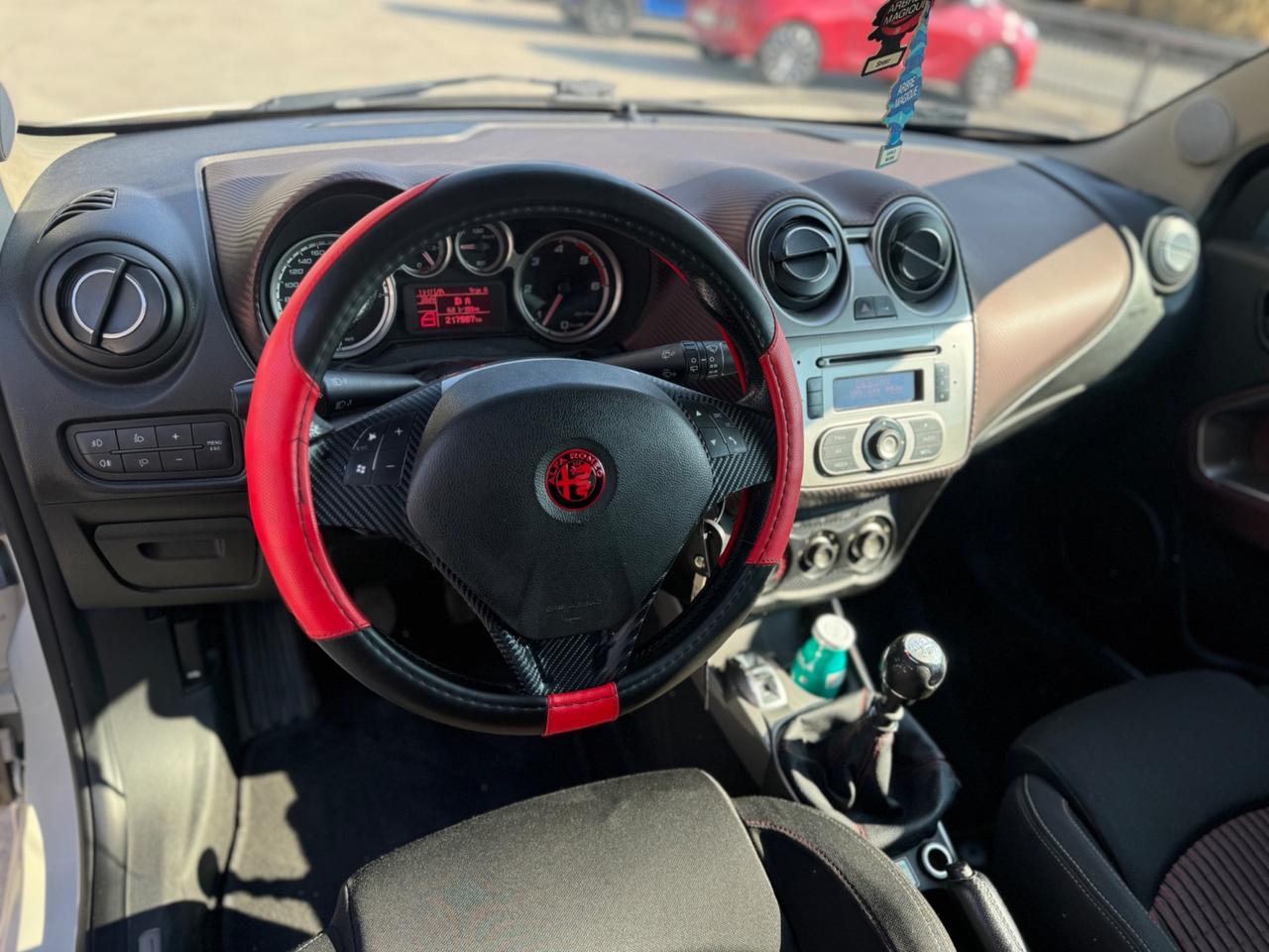 Alfa Romeo MiTo 1.3 JTDm 16V 90 CV Distinctive Sport Pack