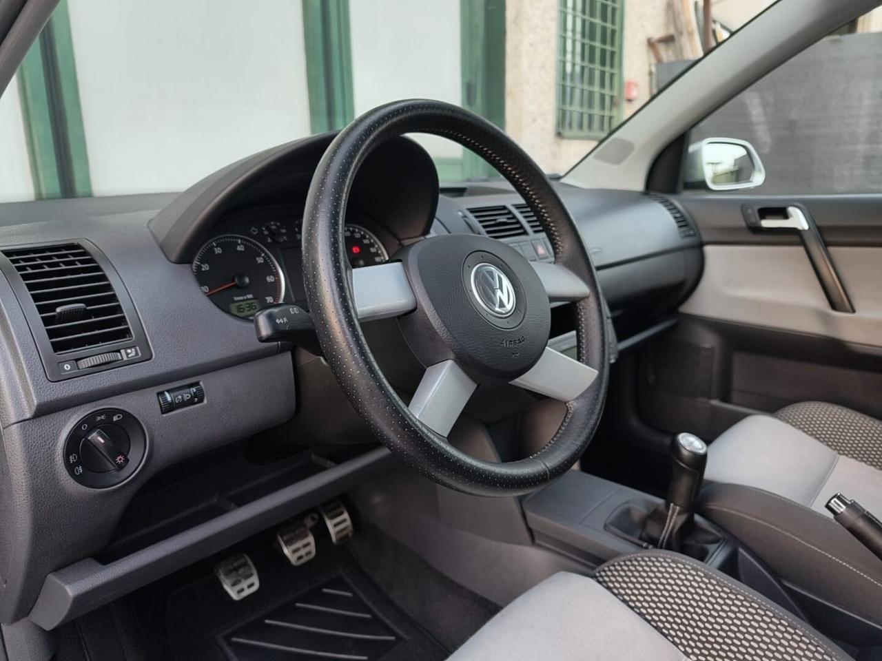 Volkswagen CROSS POLO 1.4 BENZINA ASI PERFETTA 2006