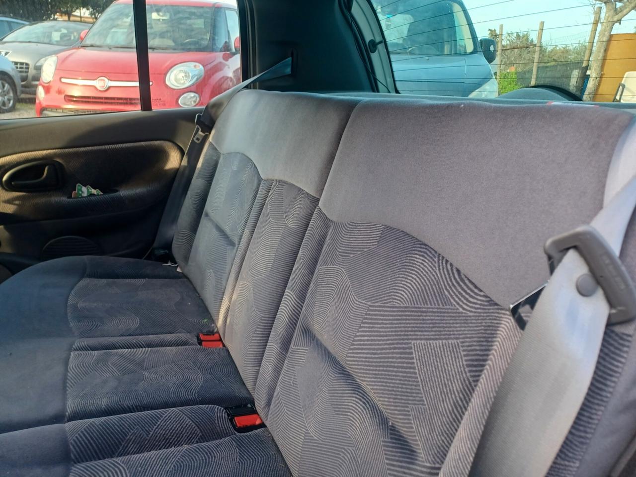 Renault Clio AUTOMATICA SOLO 30000 KM!!!!!