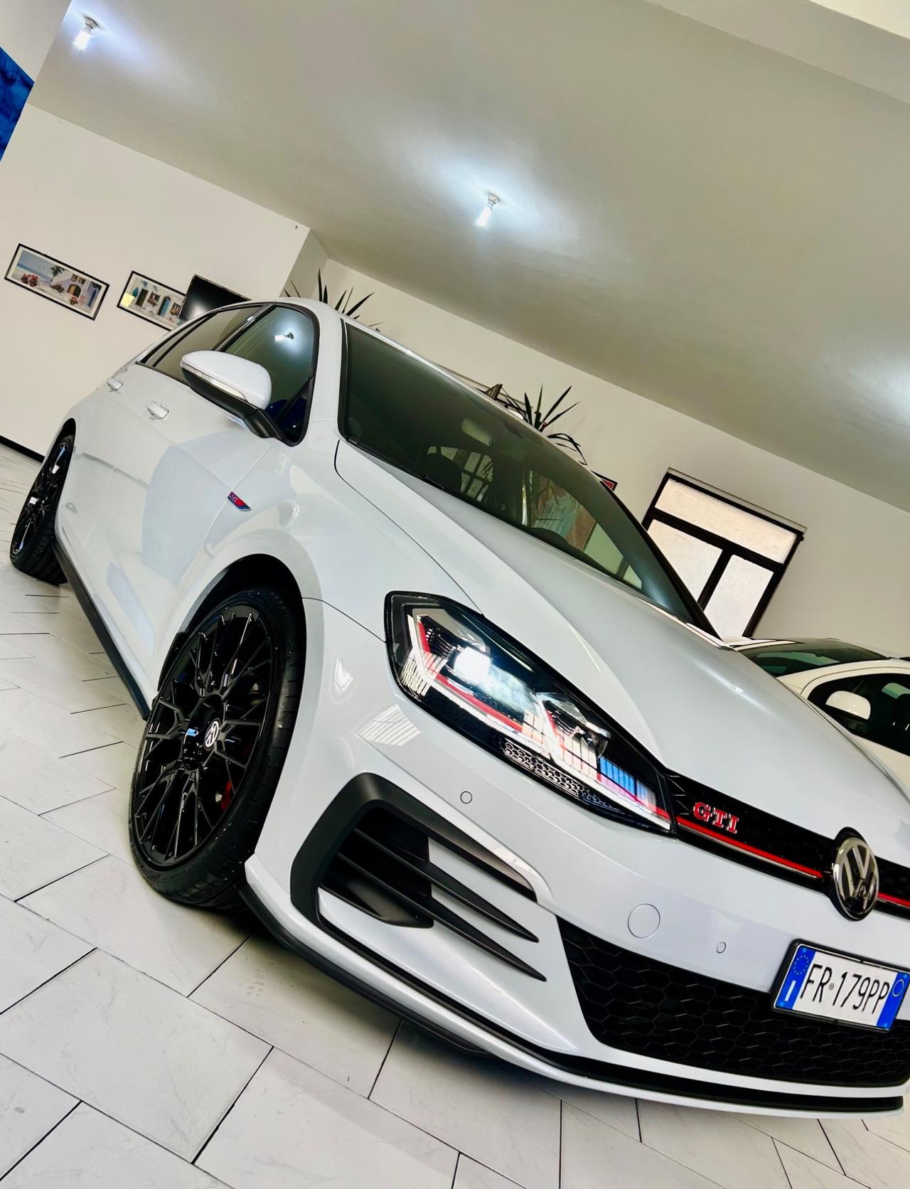 Volkswagen Golf GTI Performance 2.0 245 CV TSI DSG 5p. BMT