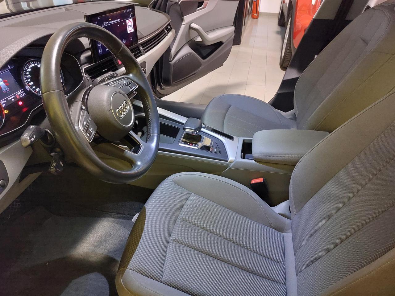 Audi A4 Avant 35 2.0 tdi mhev Business 163cv s-tronic