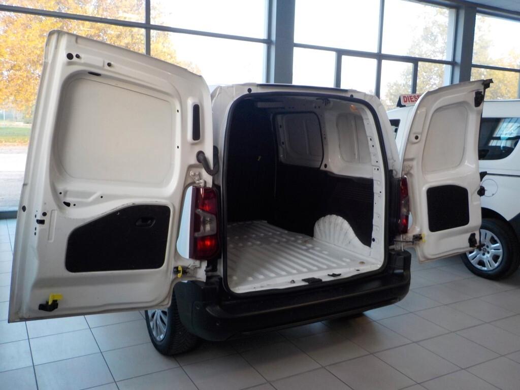 Peugeot Partner BlueHDi 130 EAT8 S&S PC - Autocarro lamierato 3 posti - Cambio automatico