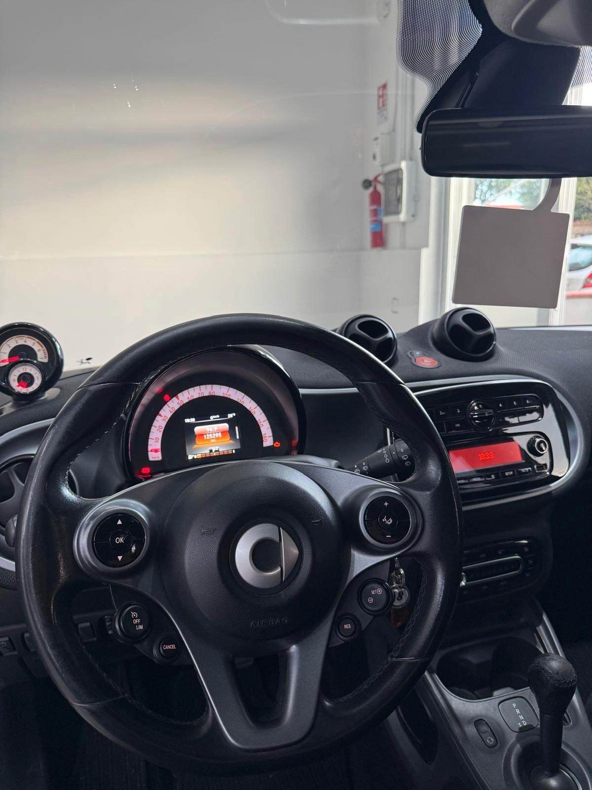 Smart ForFour 70 1.0 twinamic Superpassion