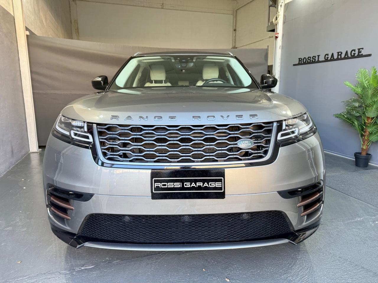 Land Rover Range Velar 2.0 TD4 180 CV R-Dynamic SE