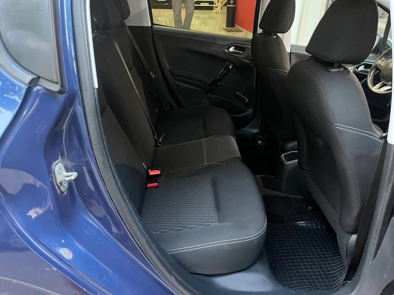 Peugeot 208 BlueHDi 75 5 porte Allure