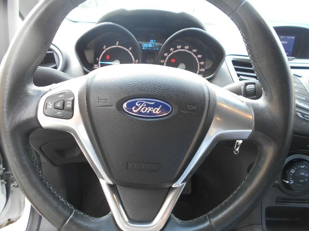 Ford Fiesta 5 Porte 1.5 TDCi Black&White