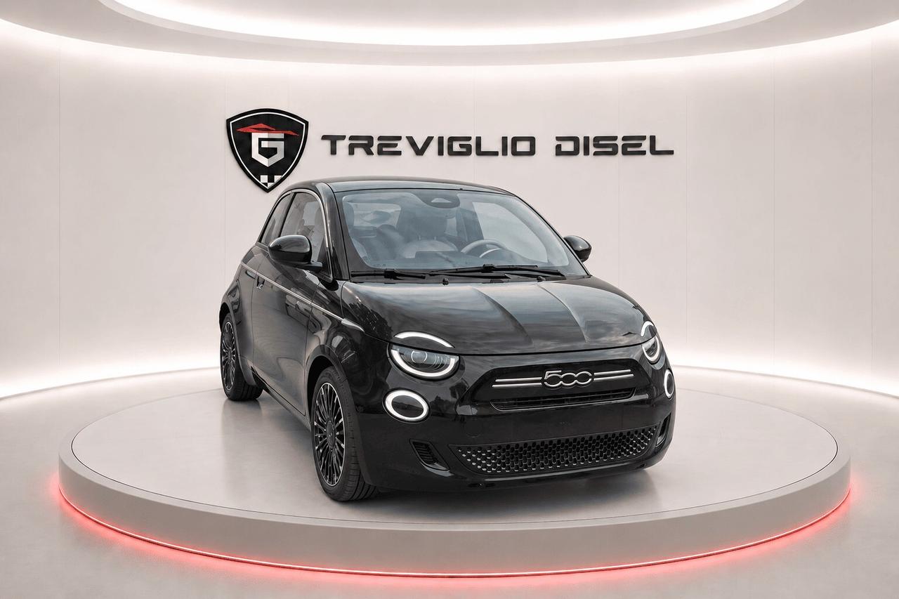 Fiat 500 Berlina Hybrid La Prima KM ZERO