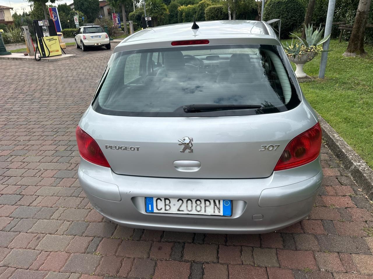 Peugeot 307 benz/GPL 2003 NEOPATENTATI