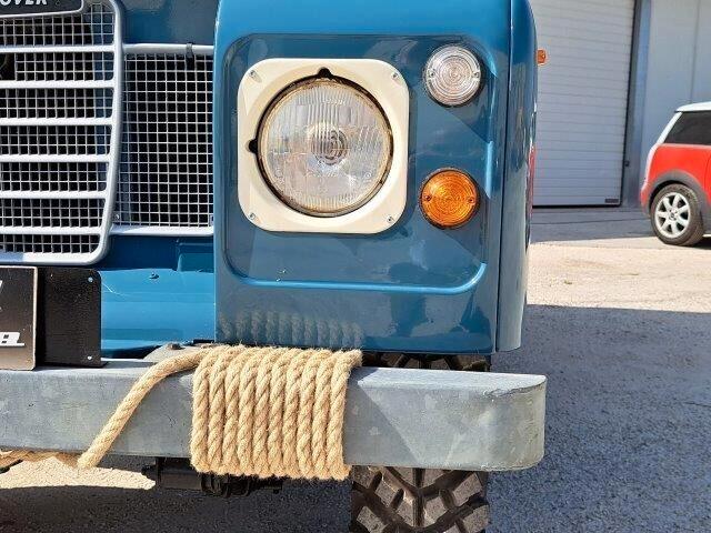 Land Rover Defender 88 2.3 d 3°s. safari 4x4 1974