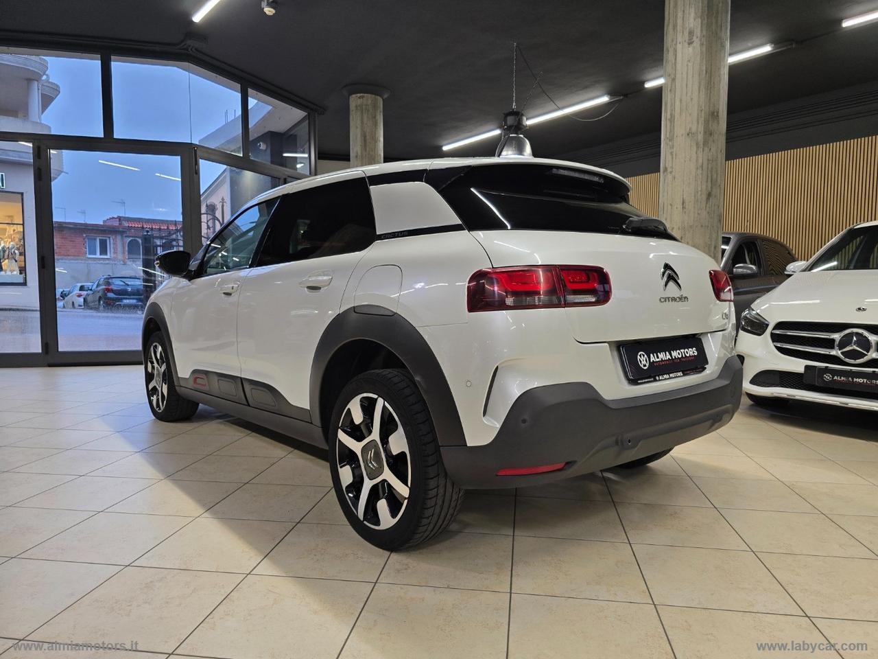 CITROEN C4 Cactus BlueHDi 100 S&S Shine