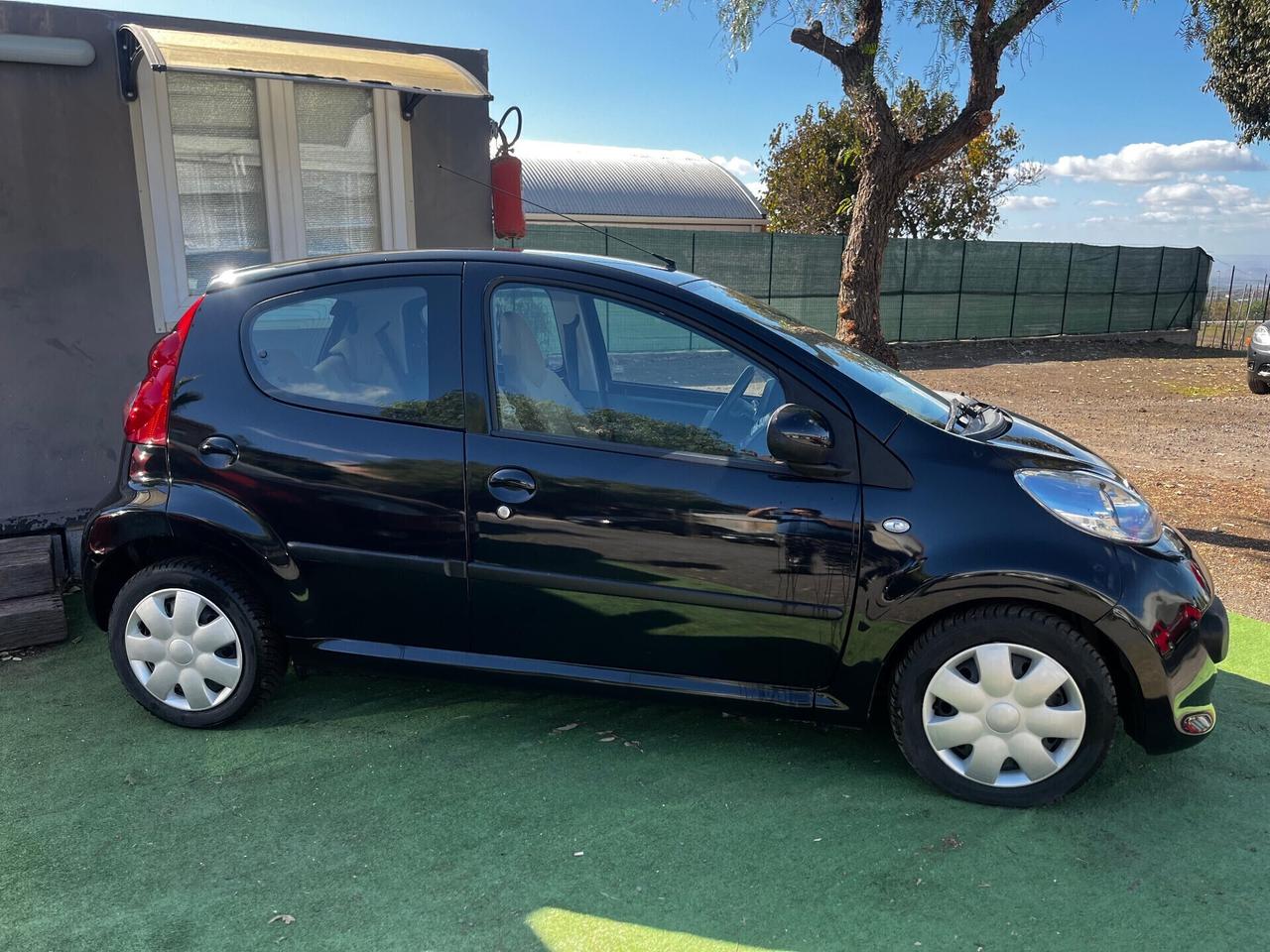 Peugeot 107 1.4 HDi 5p ok NEOPATENTATIFINANZIAMENTO SENZA BUSTA PAGA