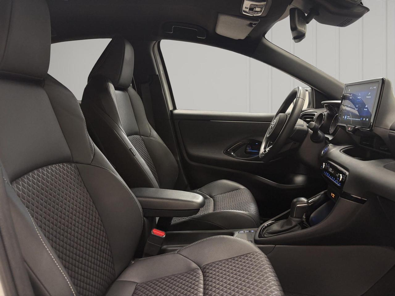 Toyota Yaris 1.5h Style