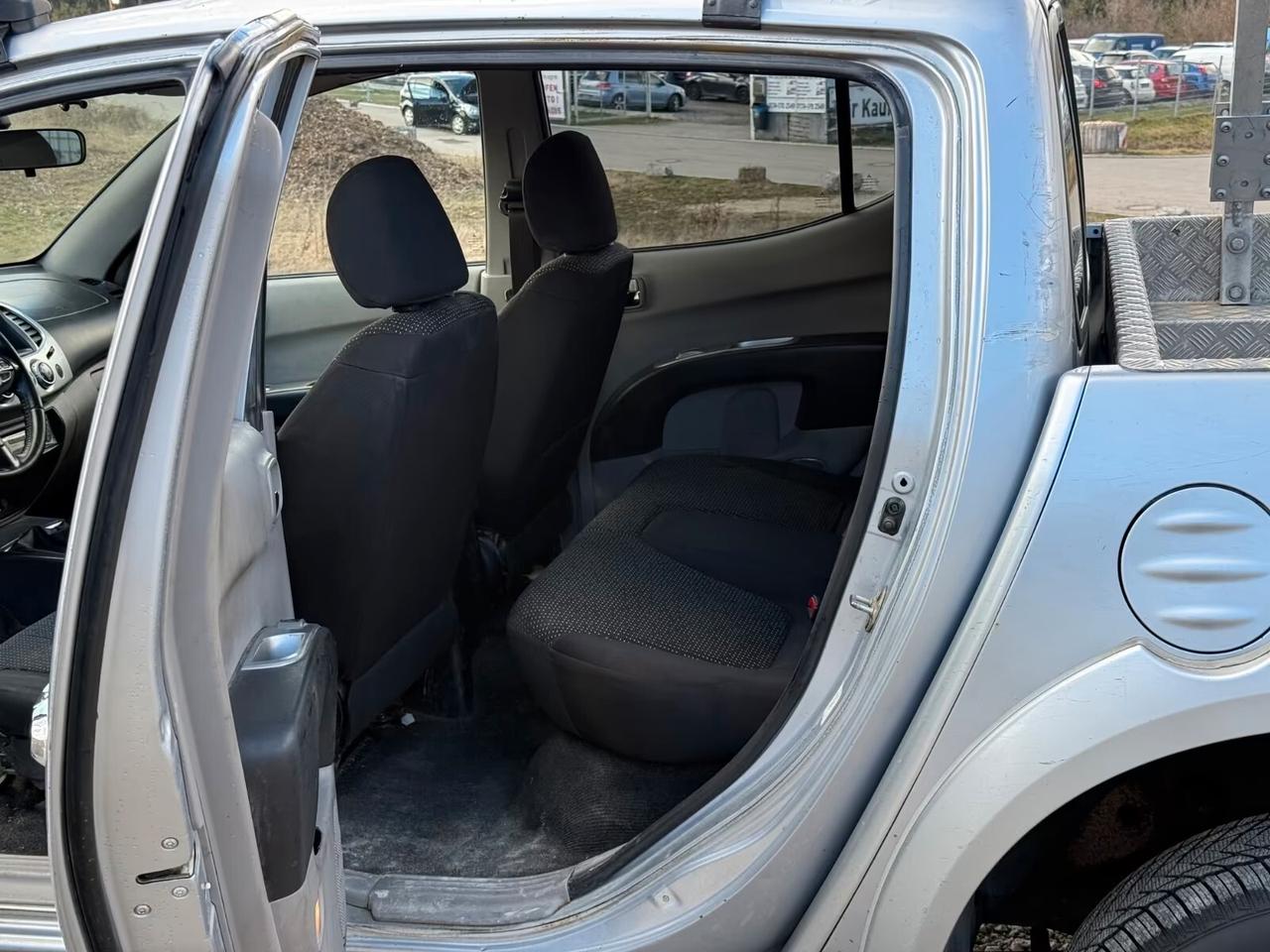 Mitsubishi L200 Pick-Up Double Cab 2.5 D-ID 4WD