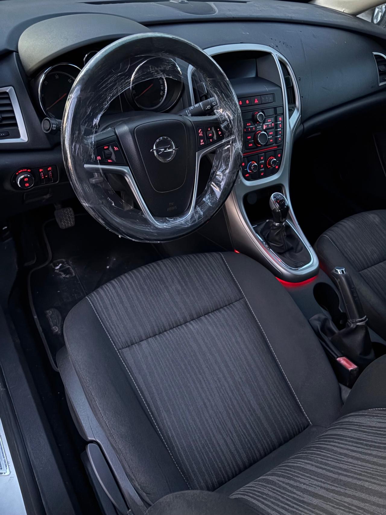 Opel Astra 1.7 CDTI 110CV Sports Tourer Cosmo