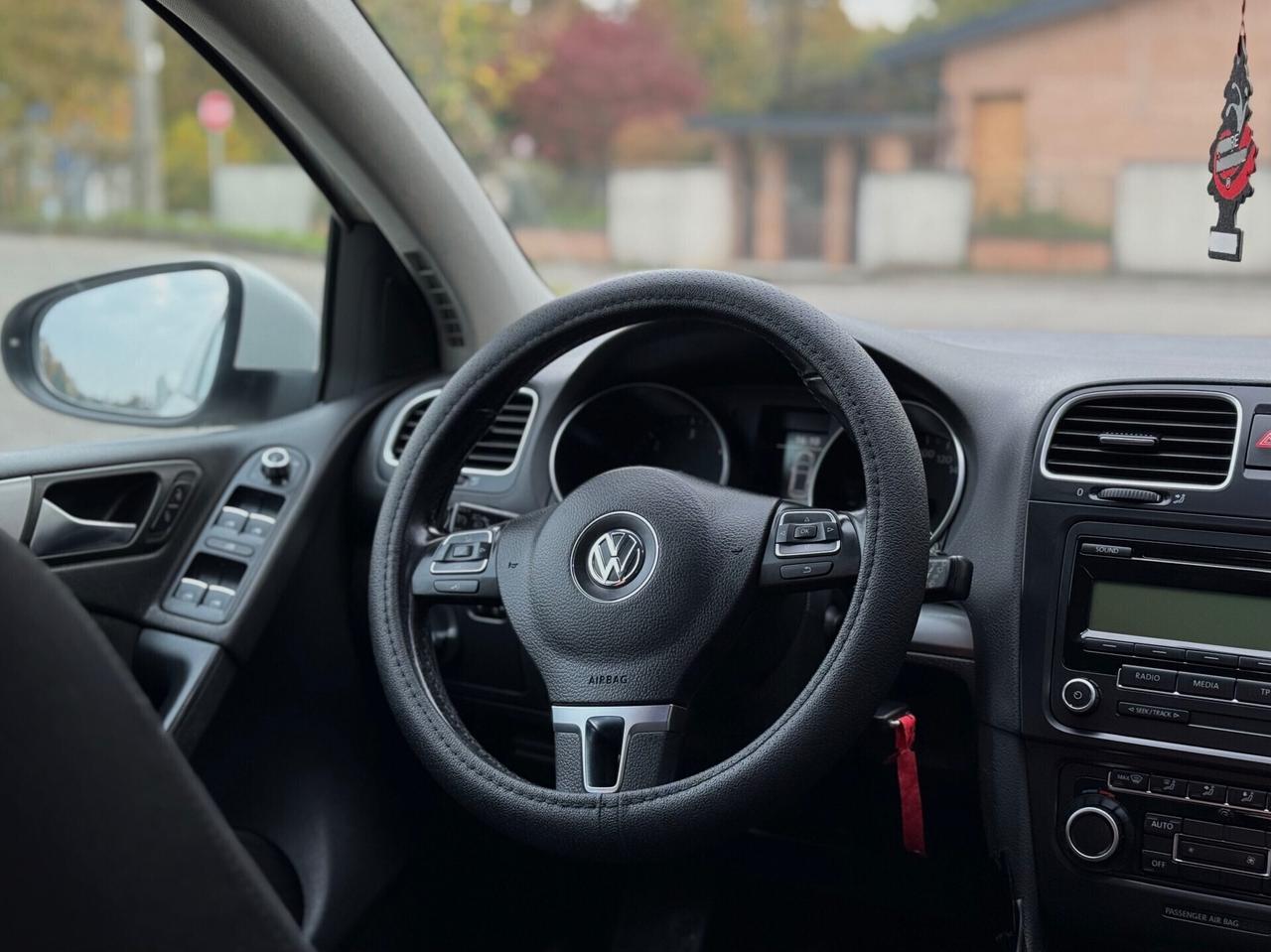 Volkswagen Golf 1.6 TDI COMFORTLINE