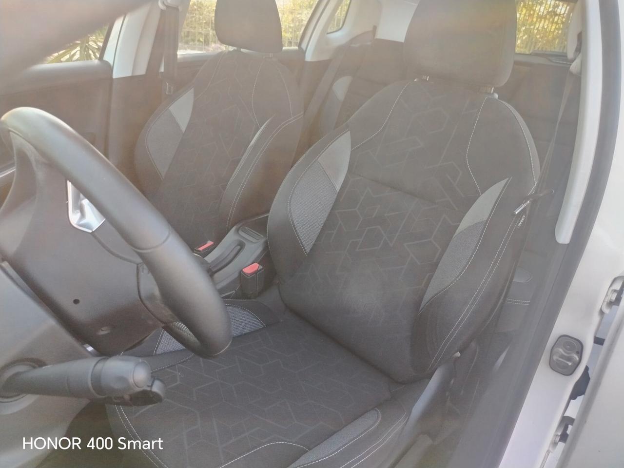 Peugeot 2008 BlueHDi 75 Active