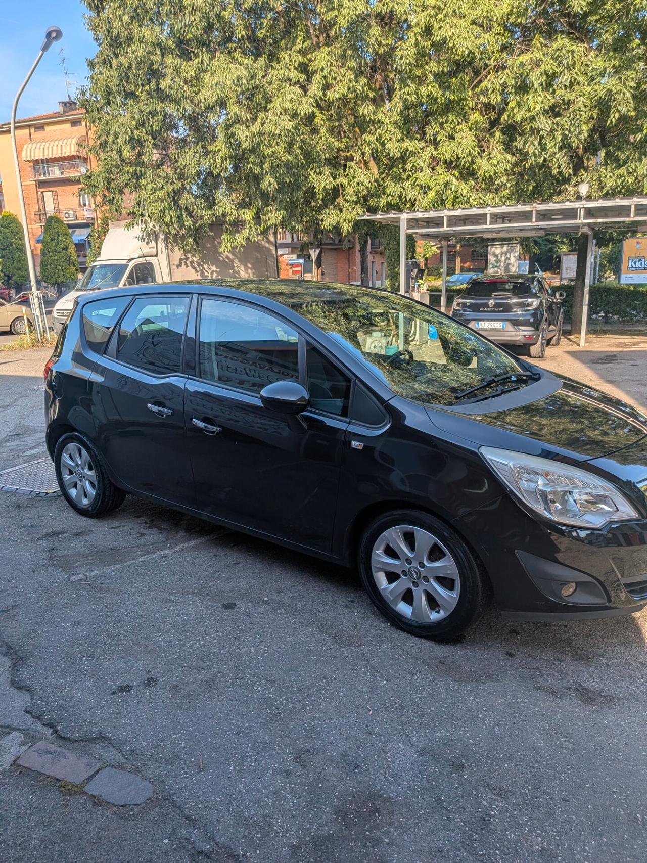 Opel Meriva 1.3 CDTI 95CV ecoFLEX Cosmo