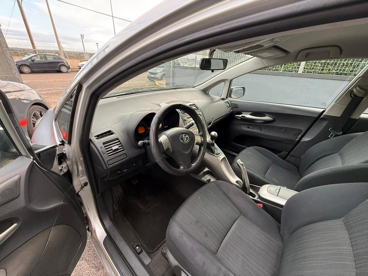 Toyota Auris 1.4 D-4D 5 porte Sol