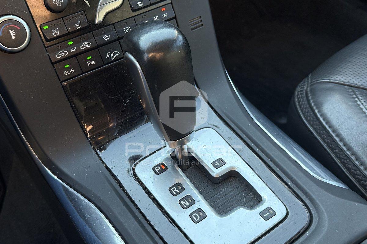 VOLVO XC70 D5 AWD Geartronic Summum