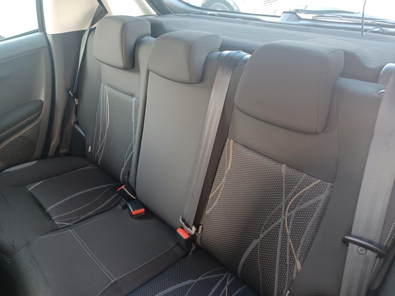 Peugeot 208 1.4 HDi 5 porte Anno 11/2014
