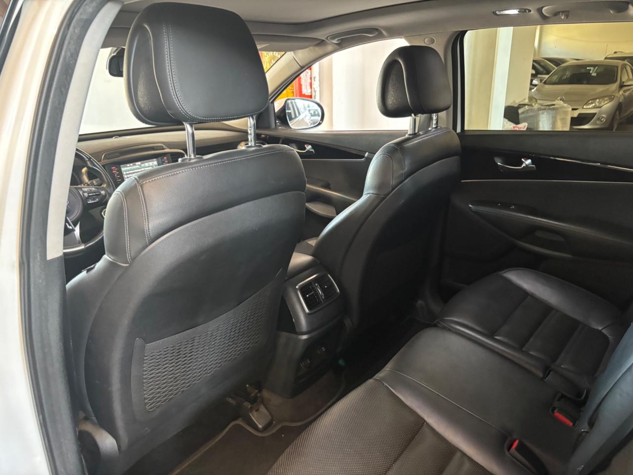 Kia Sorento 2.2 CRDi AWD FULL OPTIONAL EXPORT/COMMERCIANTI