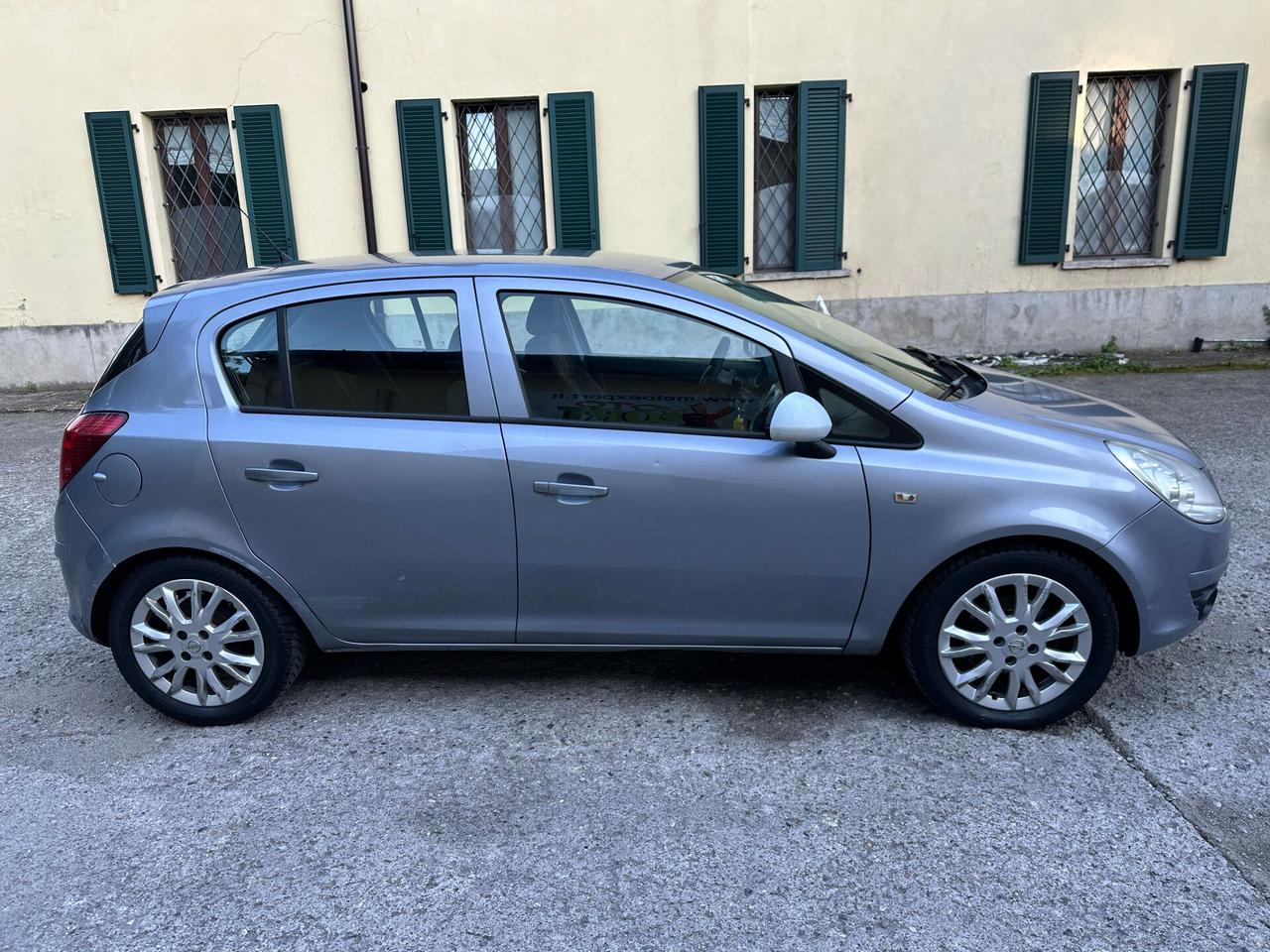 Opel Corsa 1.2 80CV 5 porte GPL-TECH Club