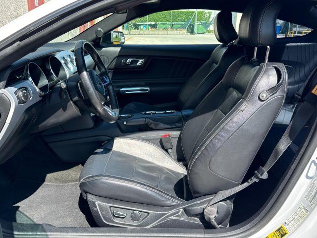 FORD Mustang FASTBACK 2.3 EcoBoost