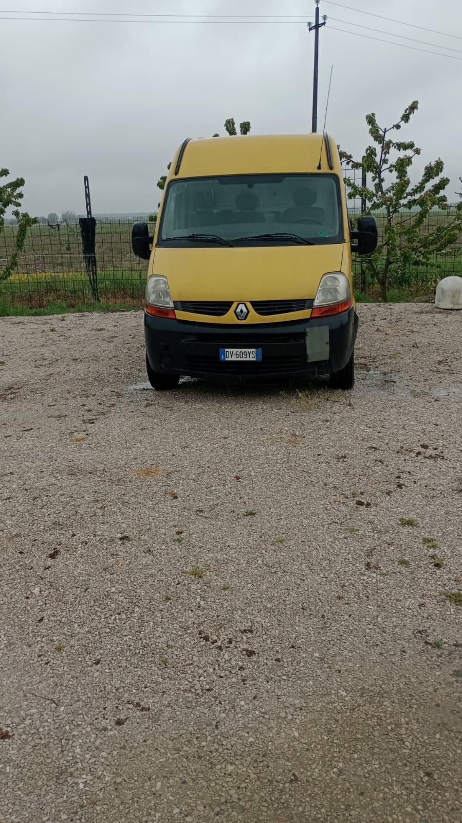 Renault Master T28/100 2.5 dCi PC-TN Furgone Ice