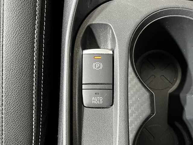 Nissan Juke 1.0 DIG-T 114 CV Tekna