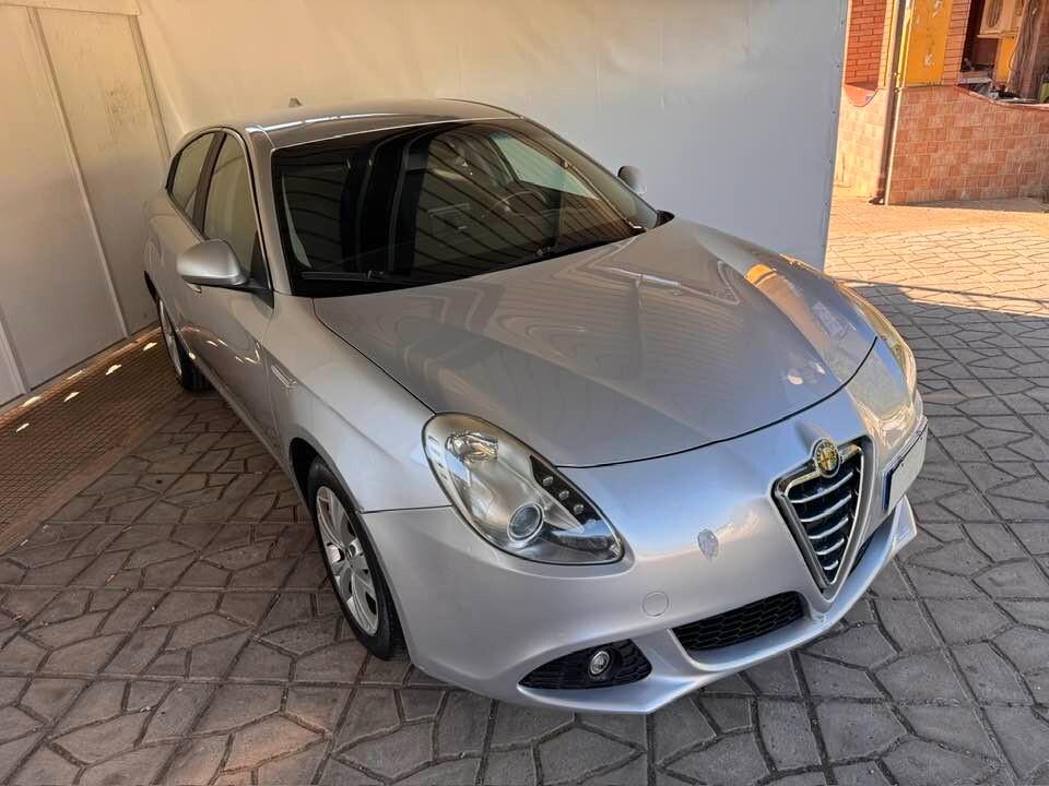 Alfa Romeo Giulietta 1.6 JTDm-2 105 CV Distinctive