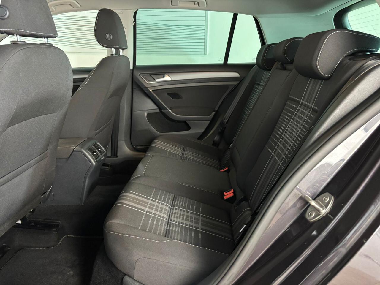 Volkswagen Golf 1.6 TDI 110 CV 5p. LOUNGE