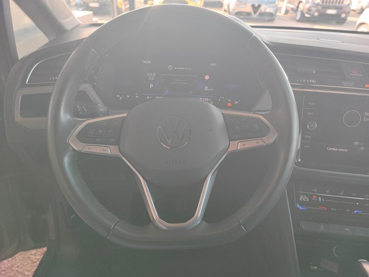 Volkswagen Touran 2.0 TDI 150 CV SCR DSG Business BlueMotion Technology