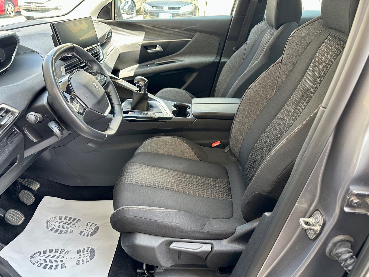 Peugeot 3008 BlueHDi 130 S&S Active Pack