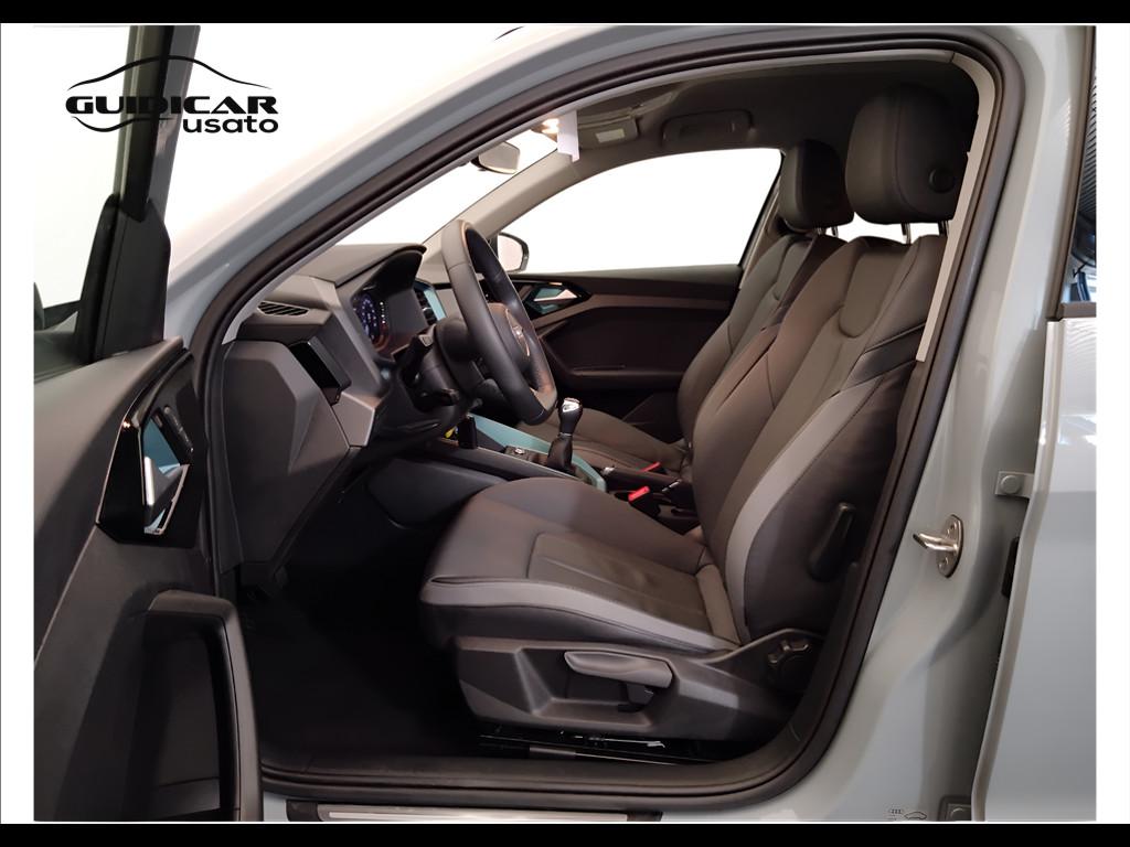 AUDI A1 II 2022 allstreet - A1 allstreet 25 1.0 tfsi Business 95cv