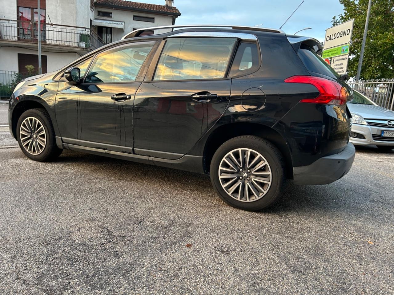 Peugeot 2008 1.2 VTi 82CV Allure OK neopatentati