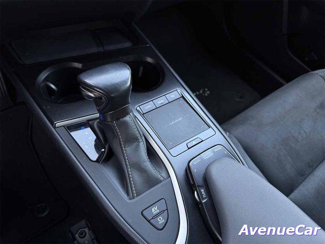 LEXUS UX 250h 2.0 BUSINESS TELECAMERA POST. IVA ESP PREZZO REALE