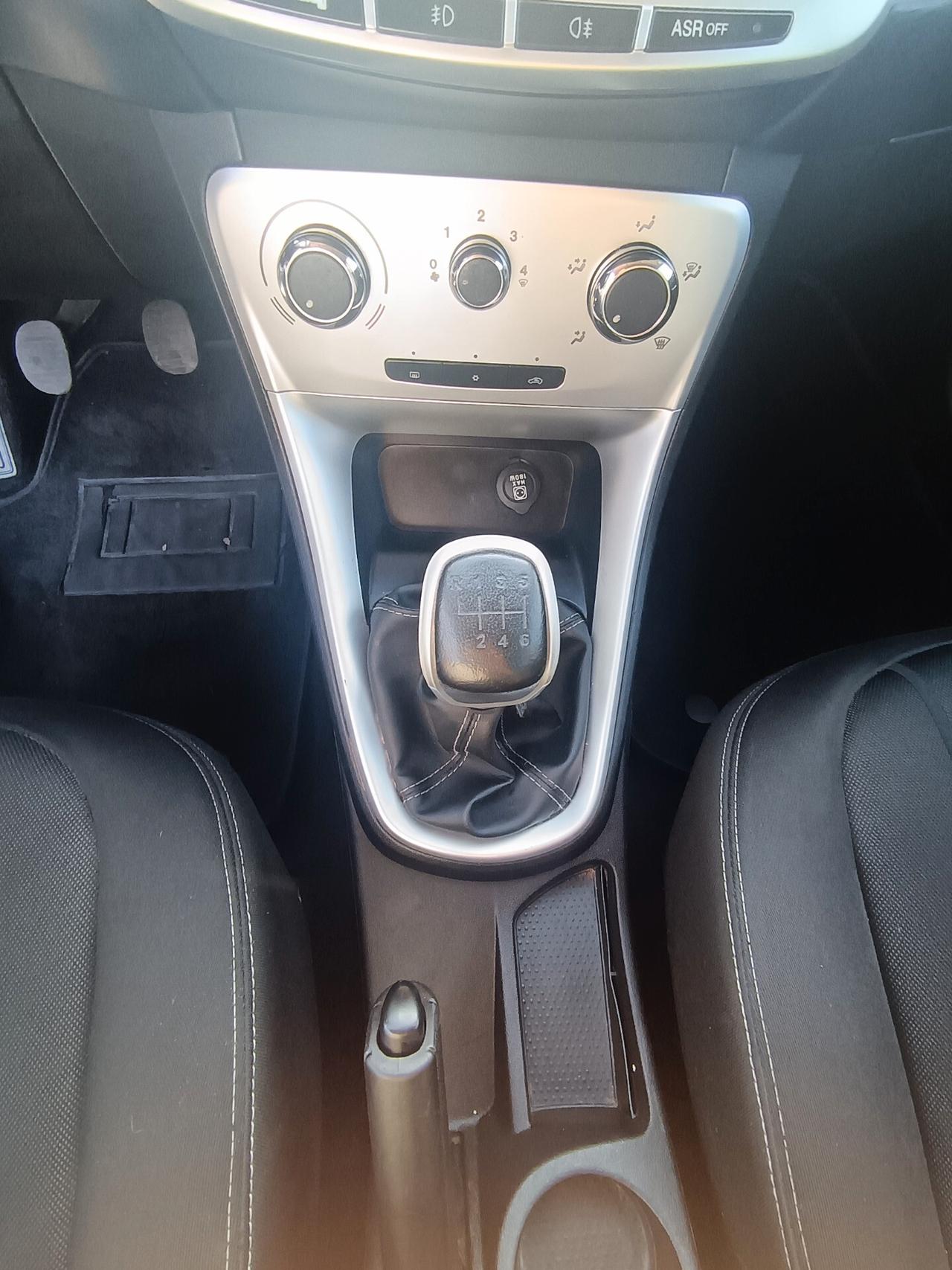 Lancia Delta 1.4 T-Jet 120 CV Silver Ecochic GPL