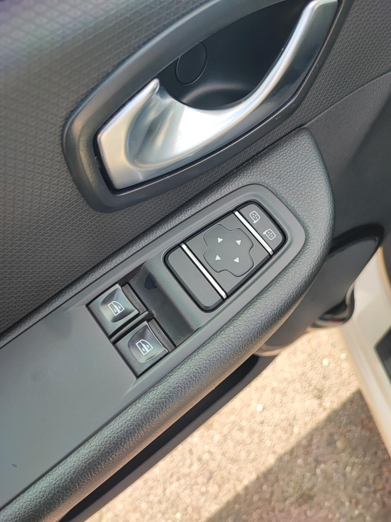 Renault Clio TCe 12V 90 CV GPL Start&Stop 5 porte Energy Zen