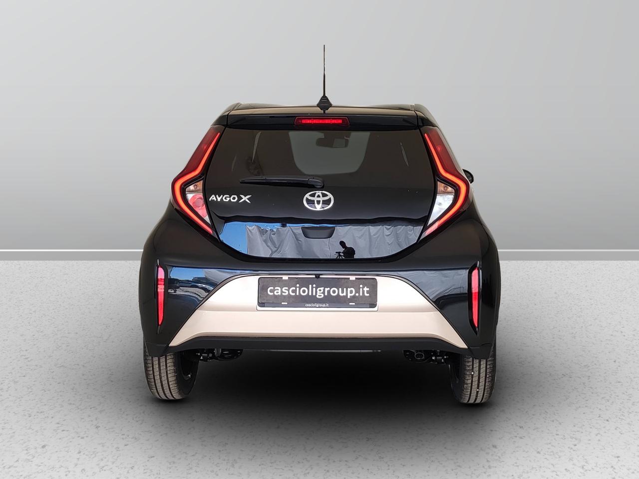 TOYOTA Aygo X 1.0B TREND MT - MY24