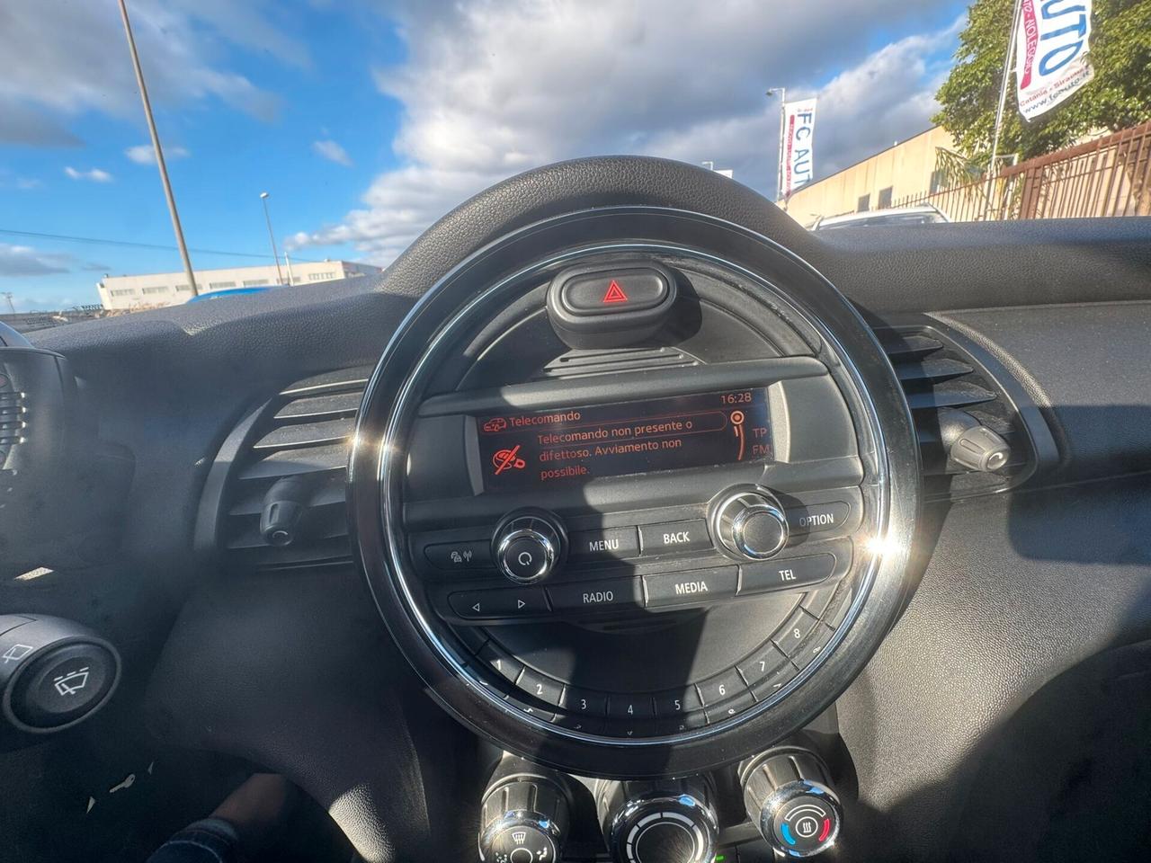 Mini 1.5 One D Business