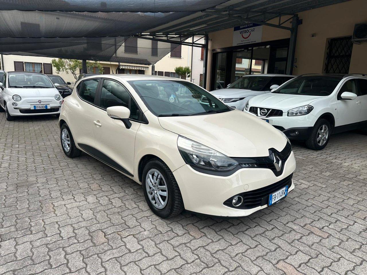 Renault Clio 5 Porte Clio 5p 1.5 dci energy s&s 75cv E6 OK NEOPATENTATO