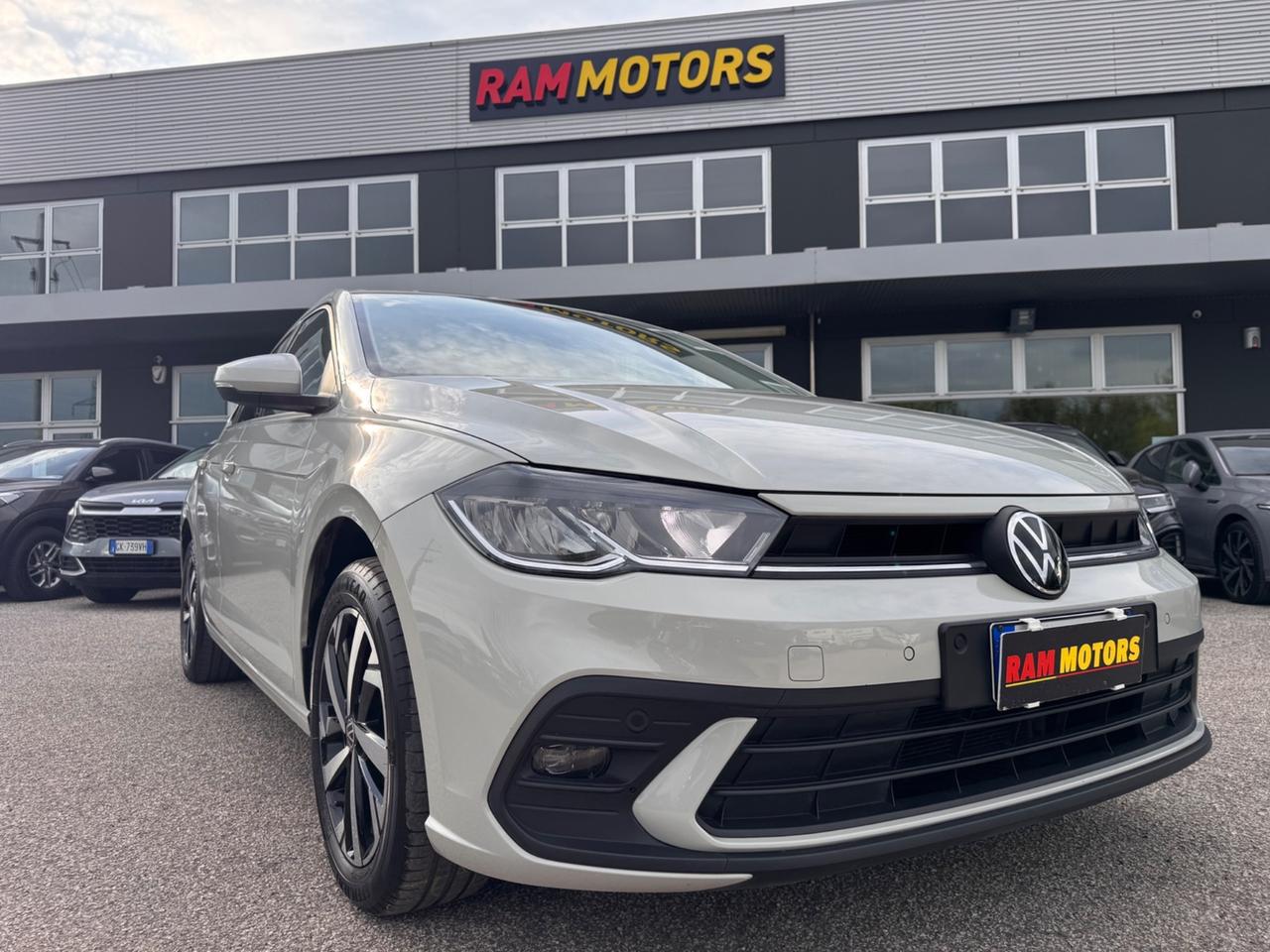 Volkswagen Polo 1.0 TSI Style NEOPATENTATI