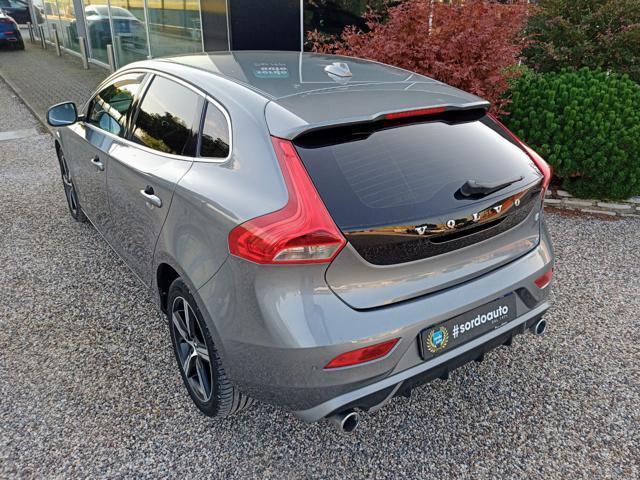 VOLVO V40 D2 Geartronic R-design